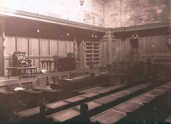 Gerichtshöfe, London