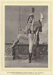 Mr Arthur Playfair als Corporal Harold in Seine Exzellenz