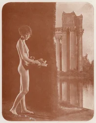 Nudistische Kunst: Mädchen von Athen