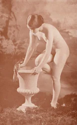 Nudistische Kunst: Geheimnisse