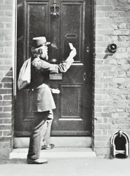 Postbote in King William Walk, Greenwich, 1885