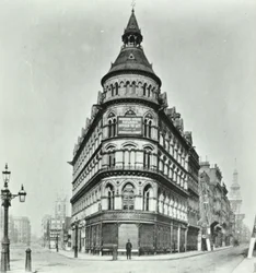 Queen Victoria Street, Mansion House Street Ecke von Poultry und Queen Victoria Street, London, 1880