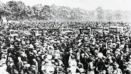 Die große Demonstration für Frauenwahlrecht im Hyde Park, Sonntag, 12. Juni 1908