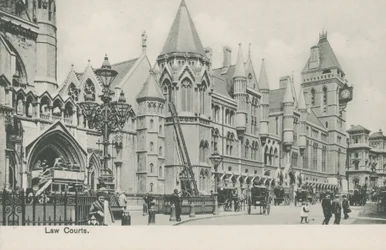 Die Gerichtsgebäude, London