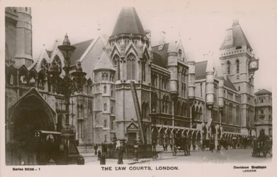 Die Gerichtsgebäude, London