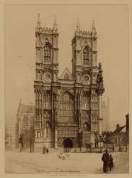 Westturm und Krimdenkmal an der Westminster Abbey