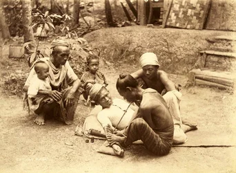 Ein Shan-Mann wird tätowiert, 1890