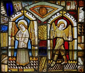 Engel, einer geflügelt