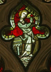 Ein Fenster in der Marienkapelle, Darstellung eines musizierenden Engels mit Glocken