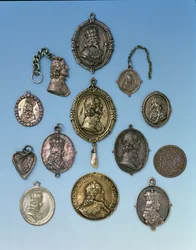 Abzeichen des Englischen Bürgerkriegs für die Unterstützer von Charles I (1625-49) (Metall)