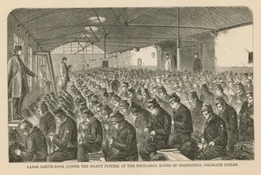 Großer Eichenraum im Middlesex House of Correction