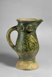 Mittelalterlicher Papageienschnabelkrug, Oxfordshire (glasierte Irdenware)