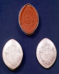 Skippet-Boxen mit Wappen in Rokoko-Kartuschen graviert, London, 1740