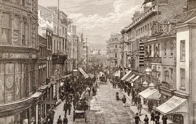 Der Besuch der Königin in Birmingham: Die High Street, aus 