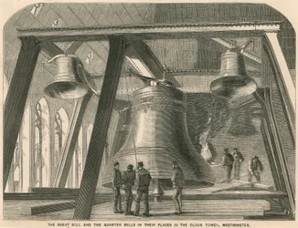 Die große Glocke und die Viertelglocken an ihrem Platz im Uhrturm, Westminster