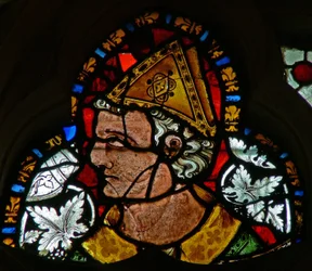 Fenster s-2 mit St. Cuthbert
