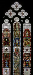 Fenster w32, Darstellung von St. Georg, St. Laurentius, St. Stephanus, St. Cuthbert, St. Peter, St. Anna, St. Joachim