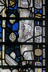 Fenster w6, Randtafel mit Figur darstellend