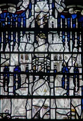 Fenster w6, Baldachin mit Figuren darstellend