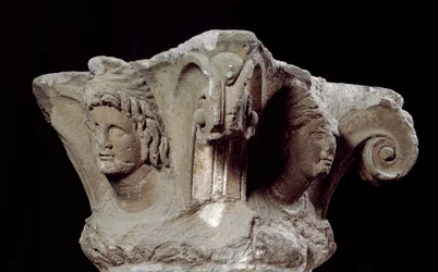 Etruskische Zivilisation: dekorierte Säulenkapitelle aus dem Grab Campanari in Vulci, Italien. Ende 4., Anfang 3. Jahrhundert v. Chr. Florenz, Museo Archeologico