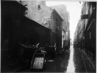 La rue de Bievre - Fotografie von Eugene Atget