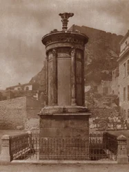 Denkmal für Dionysos, Gott des Weines, errichtet in Athen 335-34 v. Chr. von Lysikrates zur Feier des Sieges seines Teams in den Theaterwettbewerben