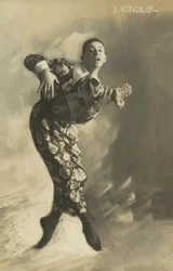 Pierrot spielt die Laute