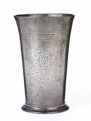 Gedenkzinnbecher mit Kratzporträts von Wilhelm III. und Maria II., ca. 1689-94