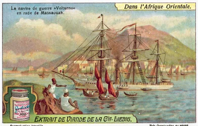 Italienisches Kriegsschiff Volturno im Hafen von Massawa, Eritrea