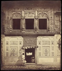 Inneres des Sikh-Tempels mit Marmormosaik