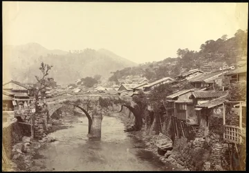 Steinbrücke in Nagasaki