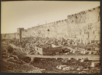 Mauer und Goldenes Tor in Jerusalem