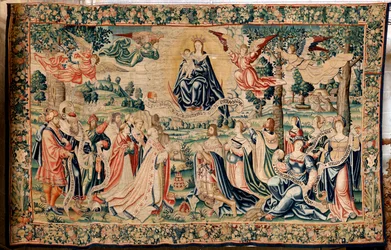 Flämischer Wandteppich. Serie Der Hagel. Salve Regina. Herstellung Brüsseler Werkstätten, möglicherweise von Marc Crétif. Ca. 1528. Größe 412 x 652 cm. Stoff Seide und Wolle. Standort Kathedrale von Palencia. Herkunft Ein Vermächtnis von Bischof Fonseca im