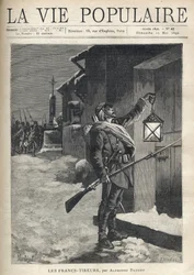 Ein Soldat, der seine gesamte Ausrüstung trägt, ein Bajonettgewehr und eine Laterne vor der geschlossenen Tür eines Stadthauses schwenkt. Hinter ihm, in der Nähe des Eisernen Kreuzes, kommt der Rest der Truppe, um sich ihm anzuschließen. Illustration von M