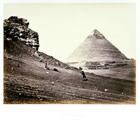 Die zweite Pyramide von Südosten