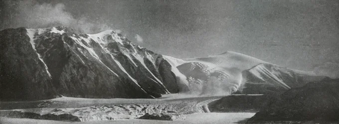 Mount England und der Neue Gletscher