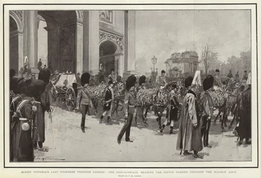 Königin Victorias letzter Weg durch London, der Sarg auf der Lafette passiert den Marble Arch