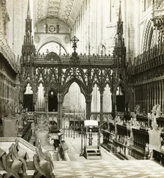 Ely-Kathedrale: Chor nach Westen