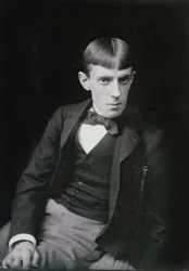 Porträtfotografie von Aubrey Beardsley (1872-98) von Frederick Hollyer (1837-1933)