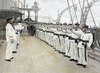 Französische Marine, späte 19. Jahrhundert: Pistolen- und Revolverübung