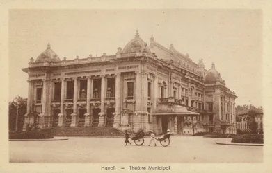 Städtisches Theater, Hanoi, Französisch-Indochina