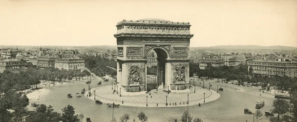 Paris, Der Triumphbogen, das Grab des unbekannten Soldaten und der Platz des Sterns