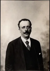 Porträt von Adrien Albert Marie Comte de Mun (1841-1914), französischer Politiker