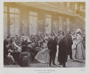 Theaterbesucher vor der Taverne Pousset in Paris nach einer Vorstellung