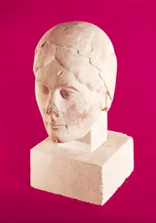 Kopf einer Frau, aus der Kathedrale von Cambrai