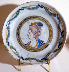 Porträt von Marie Antoinette - Fayenceplatte