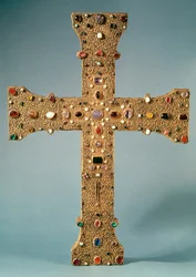 Reliquienkreuz der Abtei von Valesse (vergoldetes Holz, Bergkristall & Halbedelsteine)