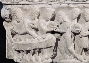 Salome präsentiert den Kopf von Johannes dem Täufer beim Fest des Herodes, Detail von einem Relief auf einem Kapitell (Detail)