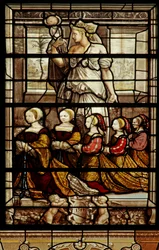 Das Nordfenster der Kapelle: St. Agatha mit den Töchtern von Anne de Montmorency