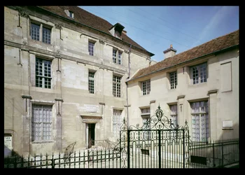 Geburtsort von Jean de la Fontaine (1621-95), erbaut 1559